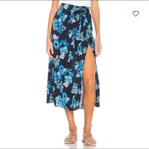 Free People NWOT Sunray Sarong in Blue Combo